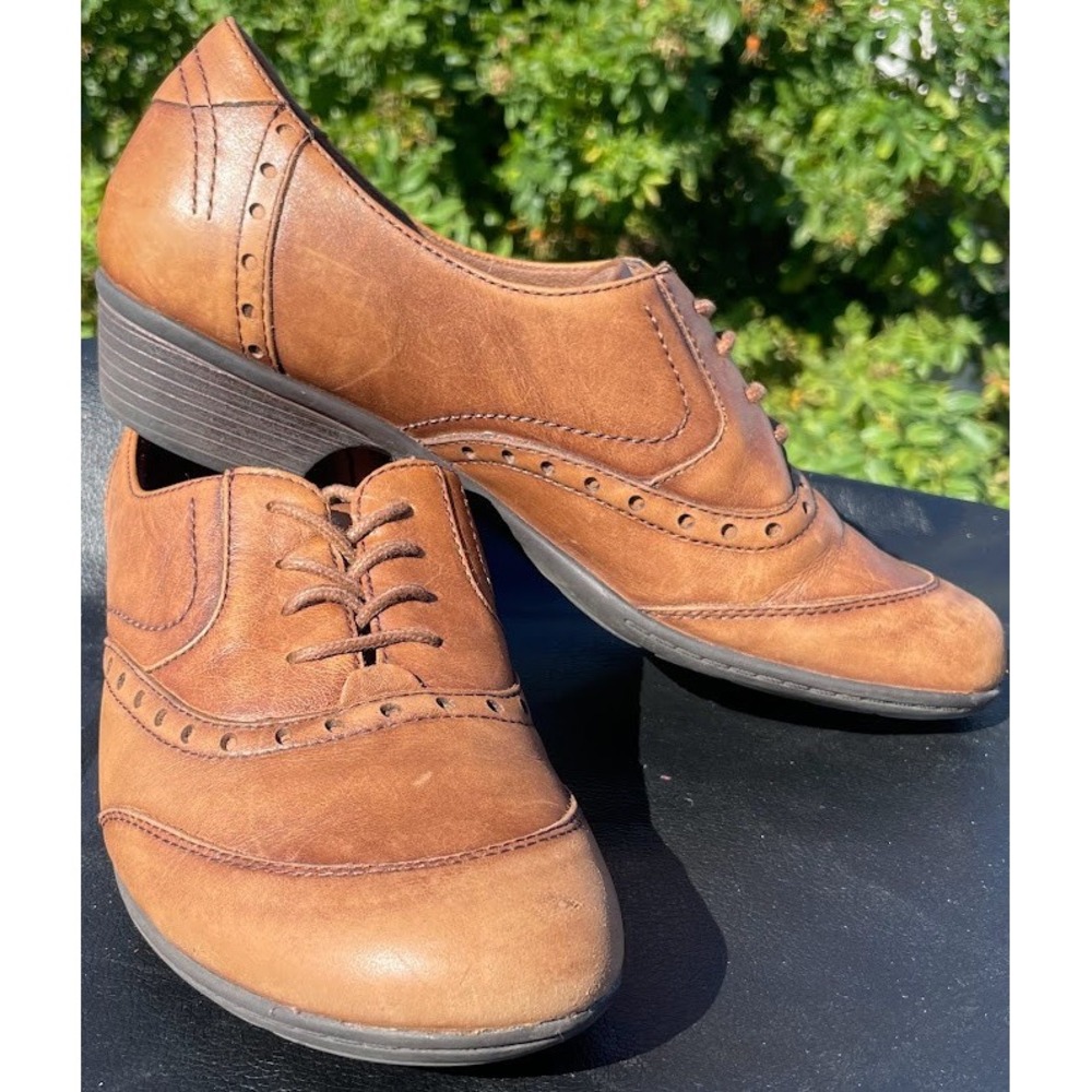 Earth Origins Parkland Oxfords Womens 9M Brown Leather Lace Up Wingtip Shoes